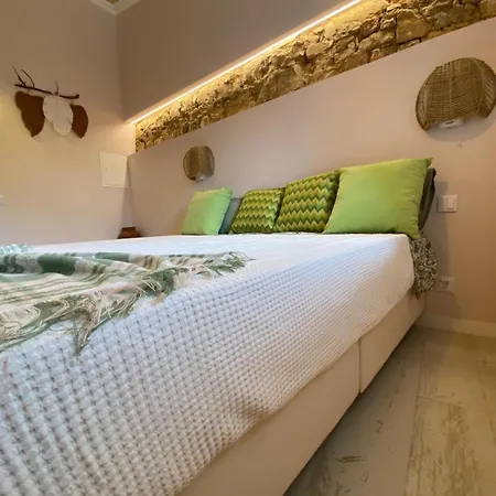 Portugal's Infinity Seabreeze House