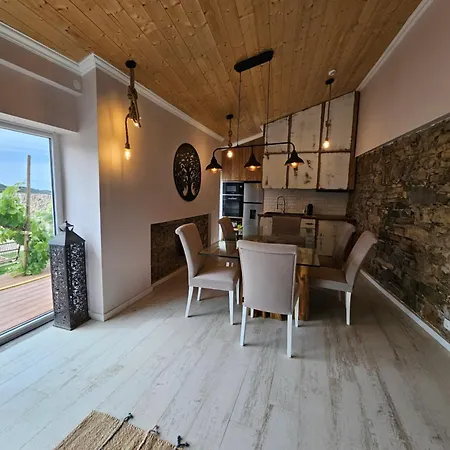 Portugal's Infinity Seabreeze House Tavira