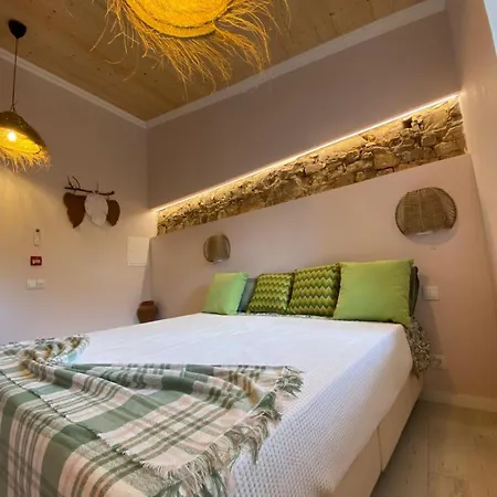 Portugal's Infinity Seabreeze House